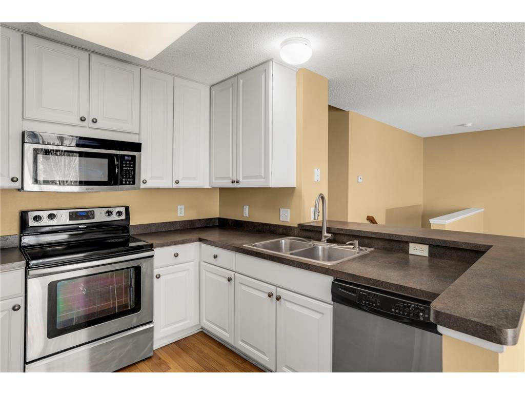 2209 St Johns Place Woodbury MN 55129 7039209 image10