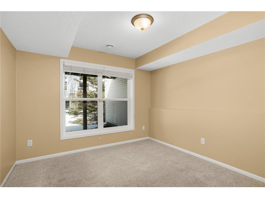 2209 St Johns Place Woodbury MN 55129 7039209 image18