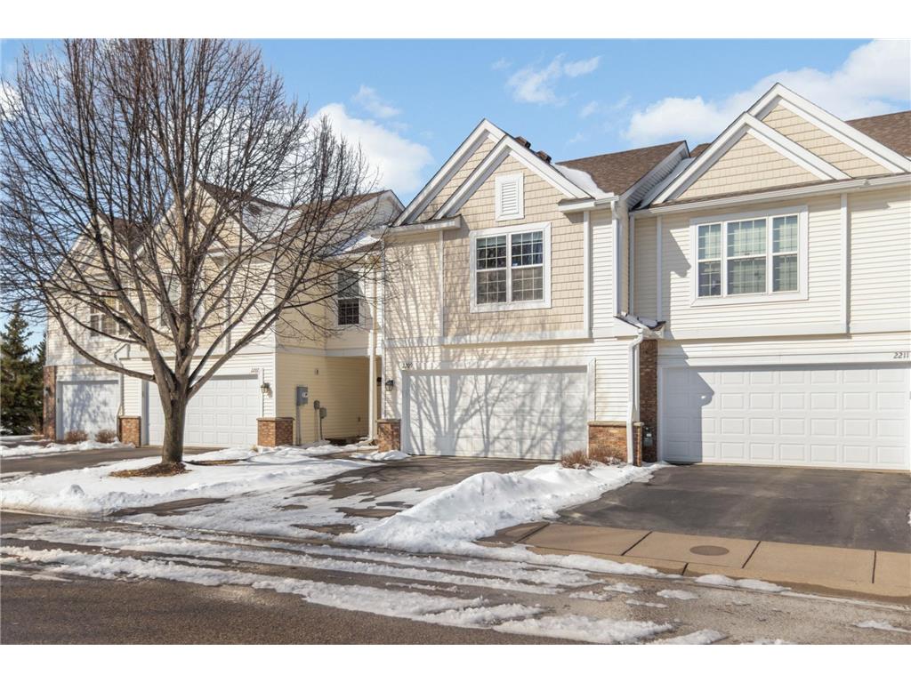 2209 St Johns Place Woodbury MN 55129 7039209 image2