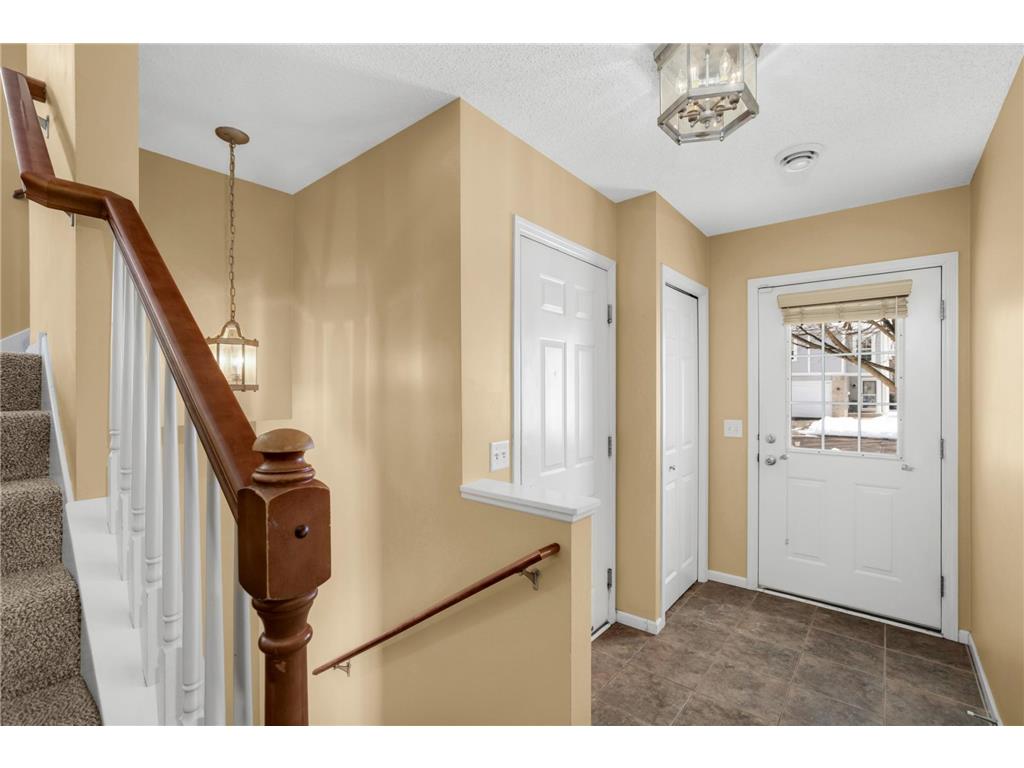 2209 St Johns Place Woodbury MN 55129 7039209 image3