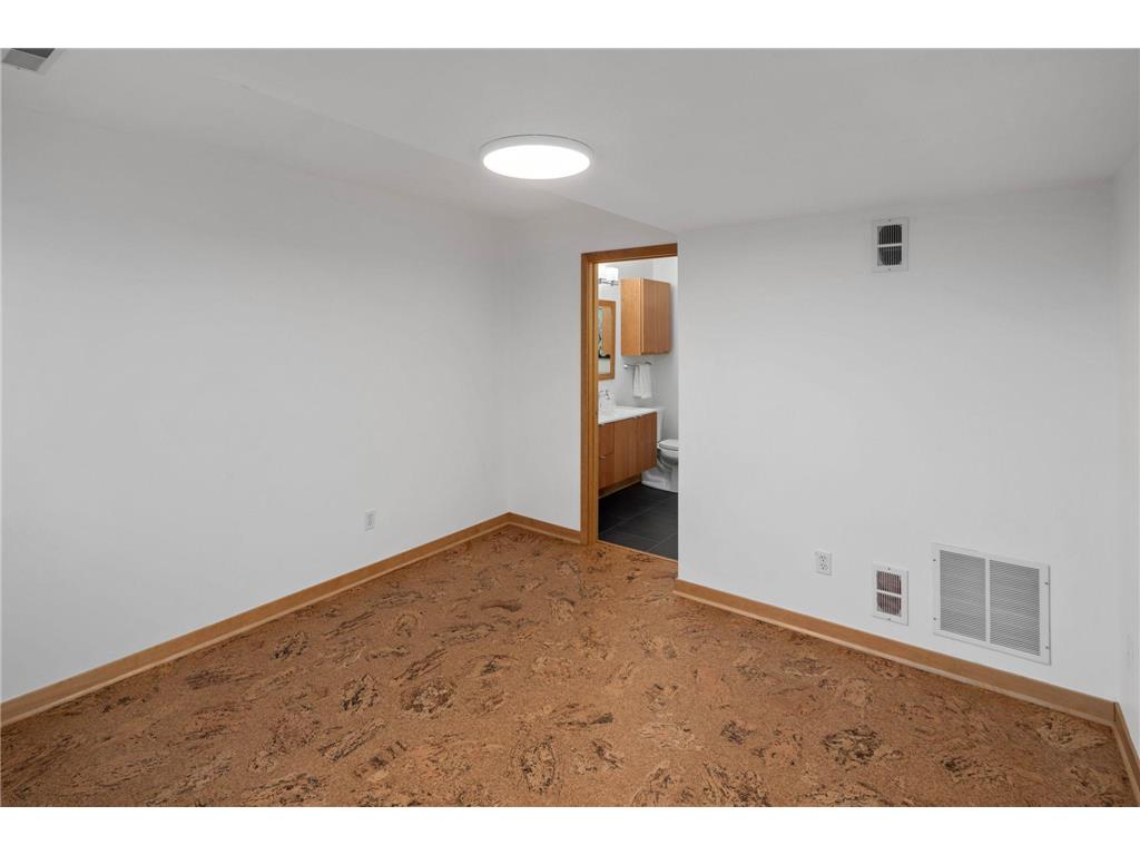 221 1st Avenue NE #15 Minneapolis MN 55413 7072748 image45