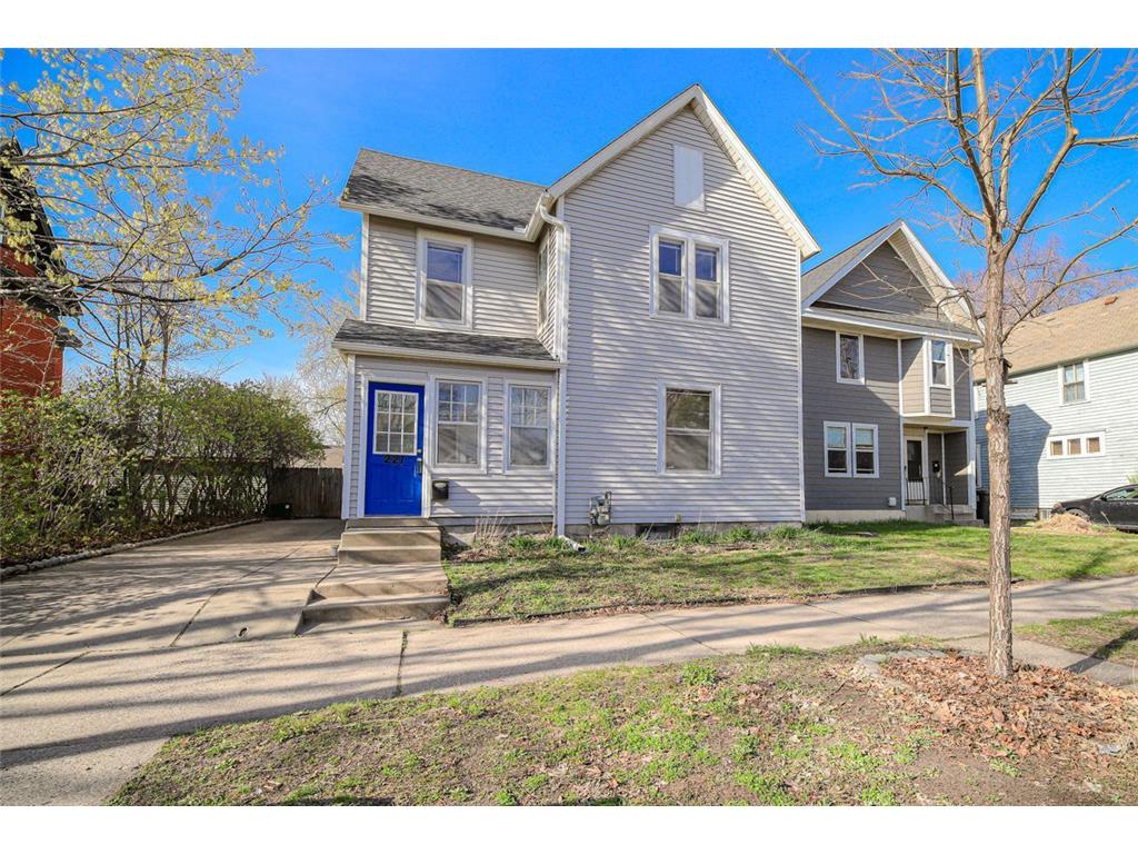 221 22nd Avenue NE Minneapolis MN 55418 7061359 image1