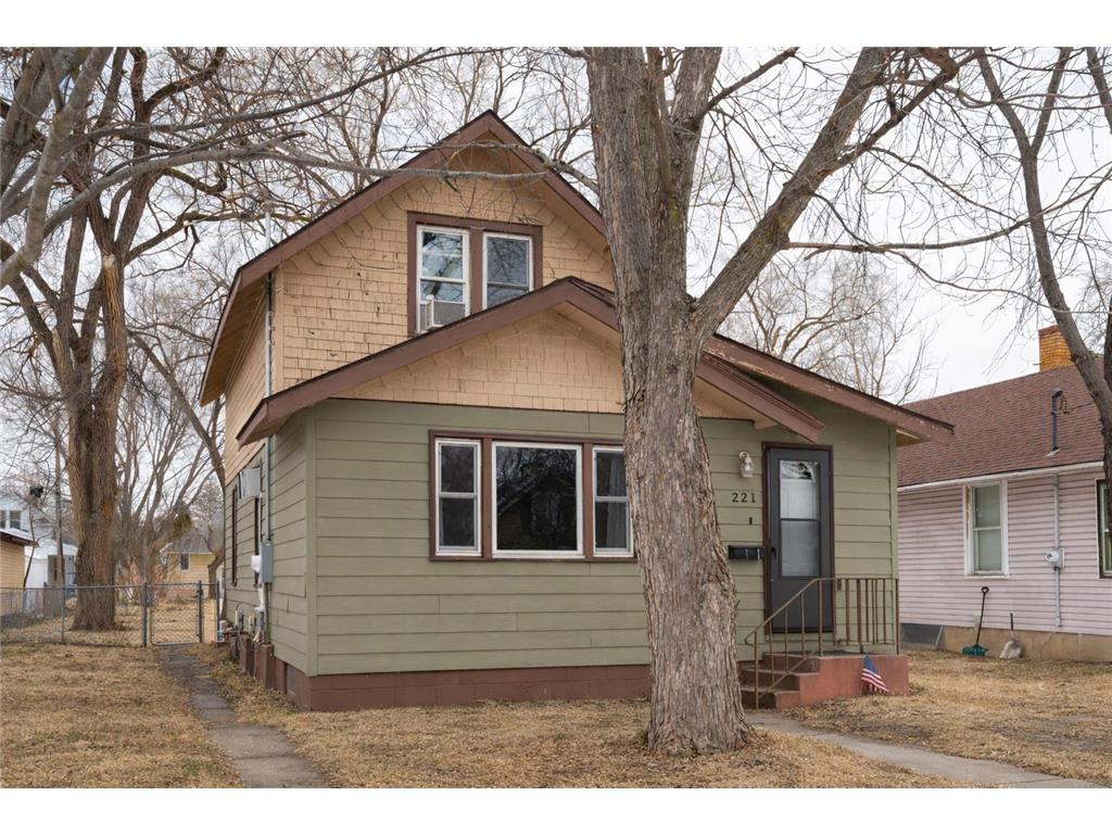 221 25th Avenue N Saint Cloud MN 56303 7018695 image1