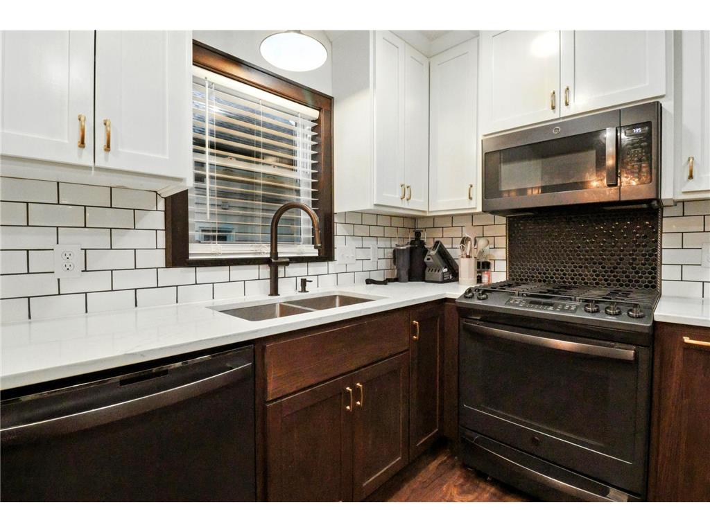 221 3rd Avenue NE Saint Cloud MN 56304 7073155 image13