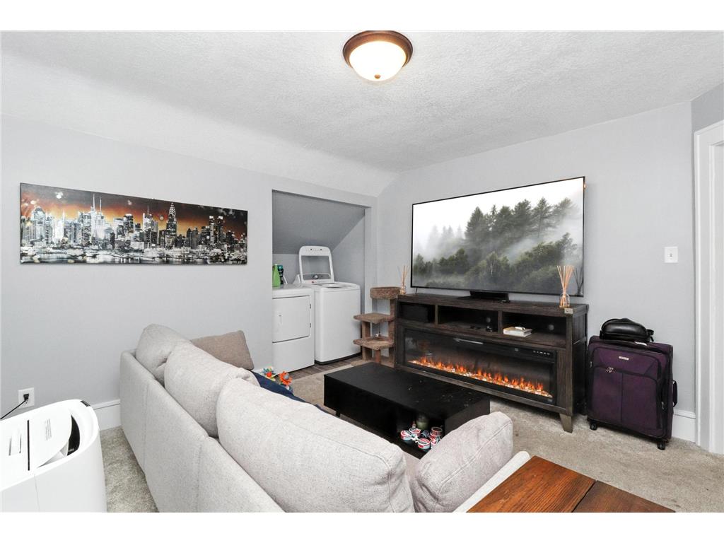 221 3rd Avenue NE Saint Cloud MN 56304 7073155 image32