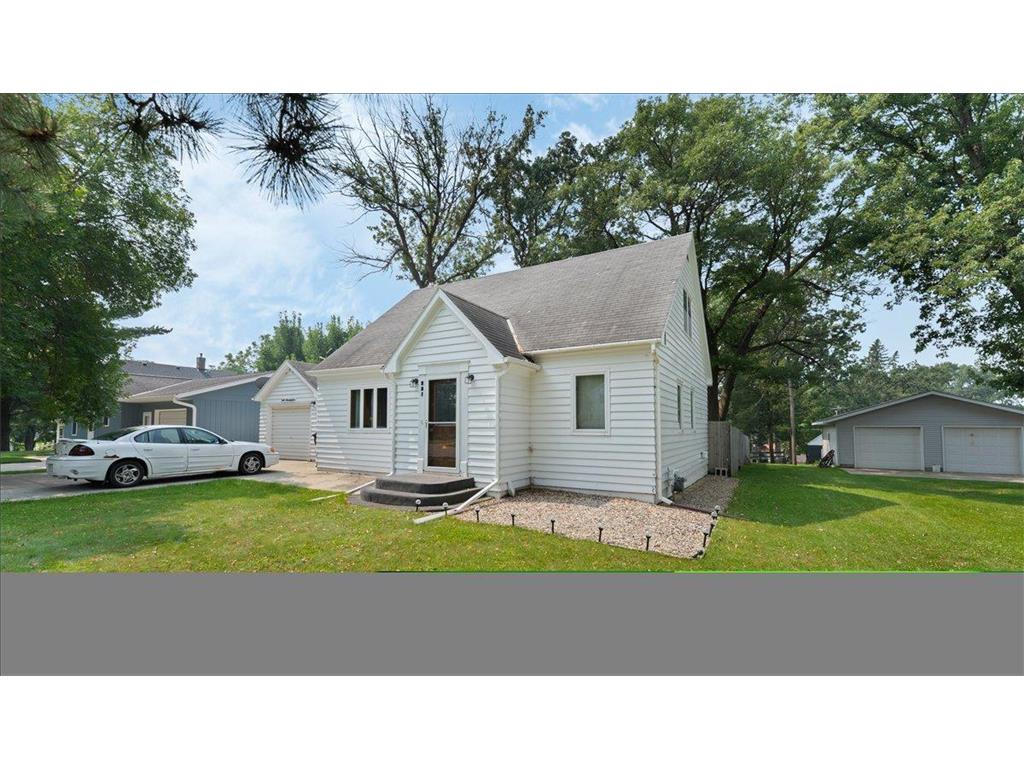 221 7th Street SE Long Prairie MN 56347 6770204 image1