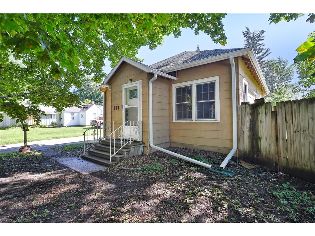 221 Bryan Avenue Owatonna MN 55060 6587367 image1