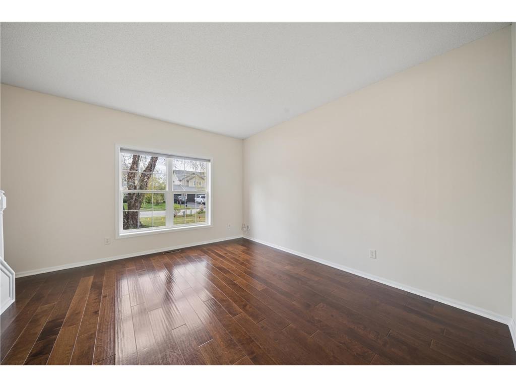 221 Butternut Circle Carver MN 55315 7071952 image10