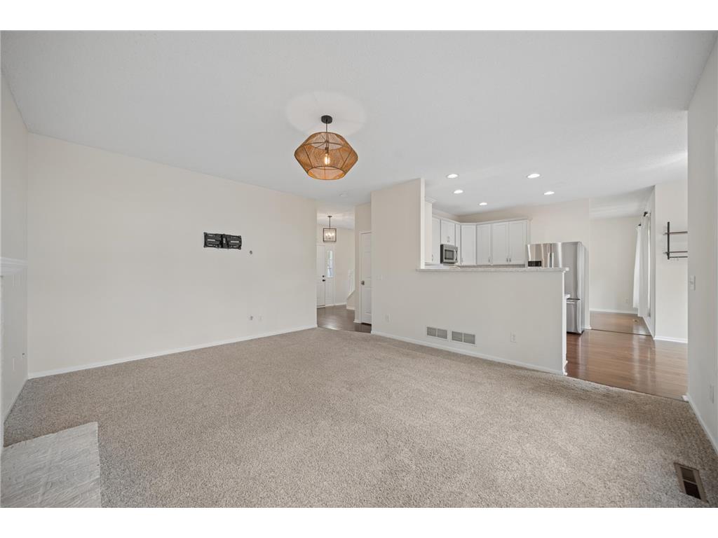 221 Butternut Circle Carver MN 55315 7071952 image30