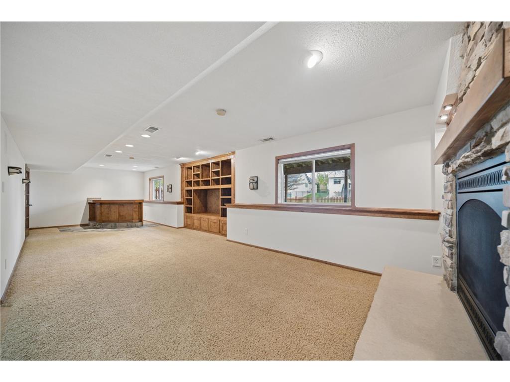 221 Butternut Circle Carver MN 55315 7071952 image35