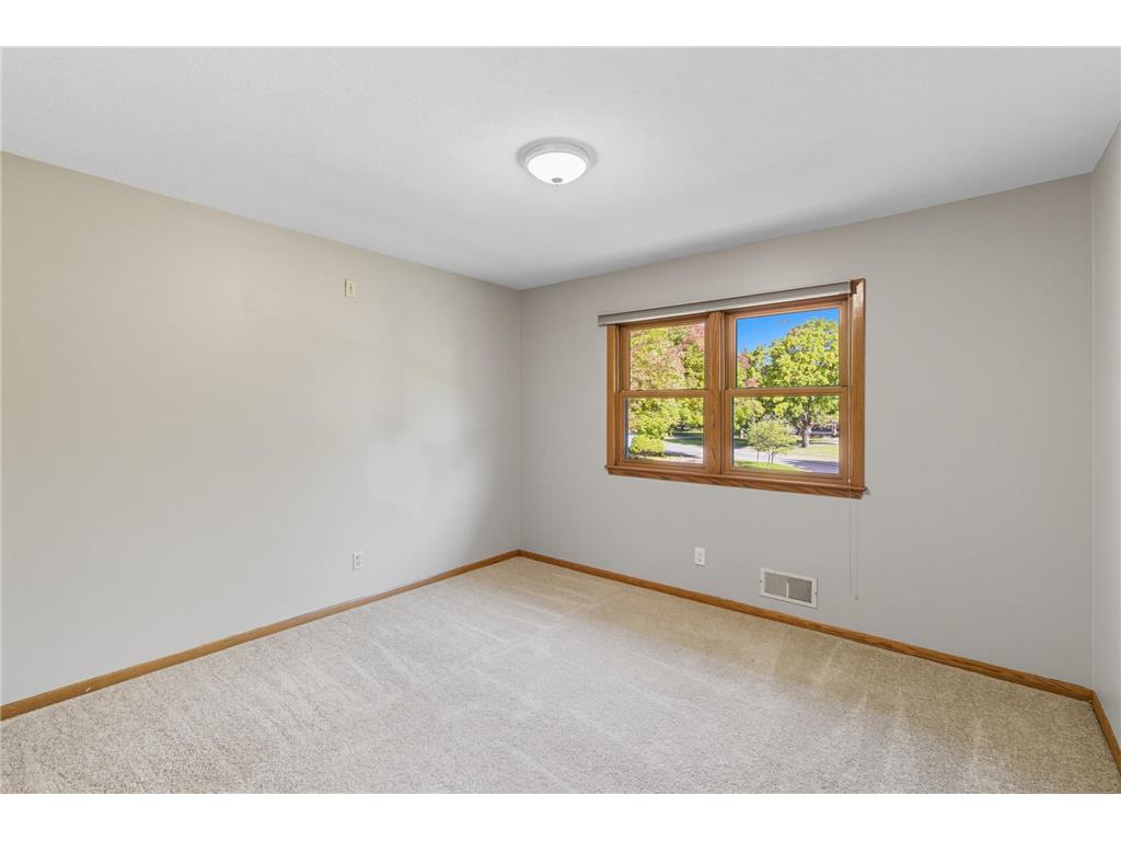 221 Crestwood Drive North Mankato MN 56003 6798015 image19