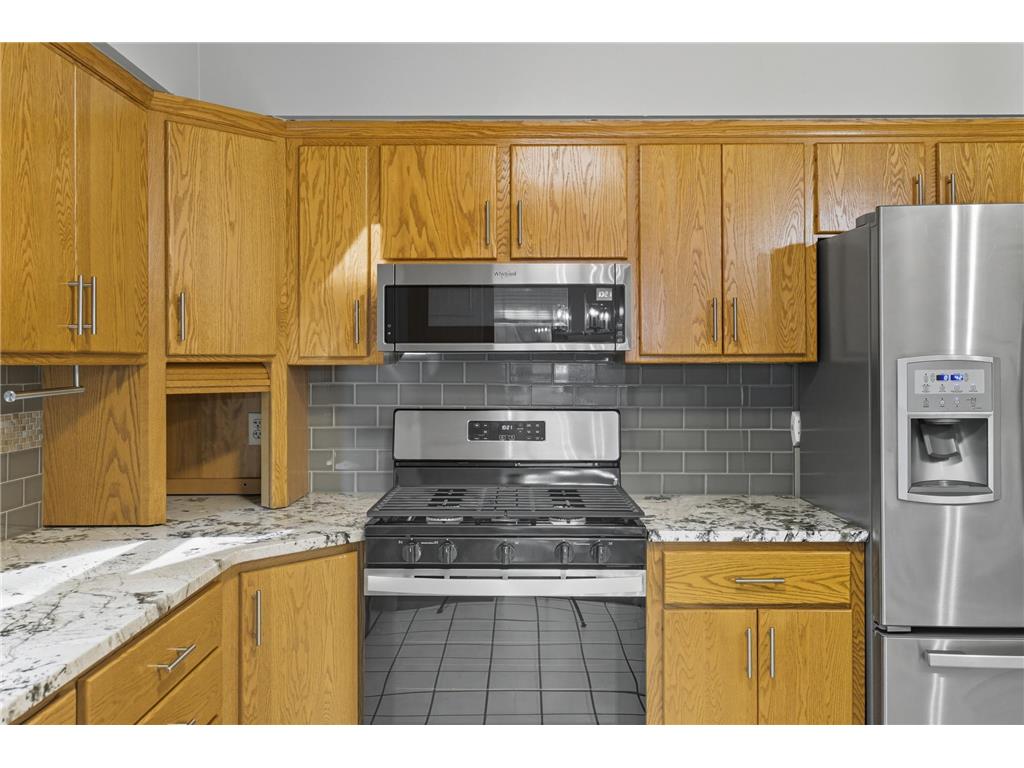 221 Crestwood Drive North Mankato MN 56003 6798015 image4