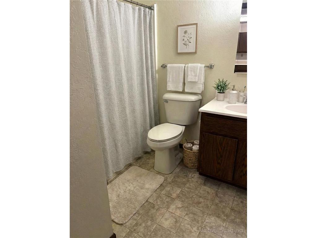 221 E Cavour Avenue Fergus Falls MN 56537 6427087 image11