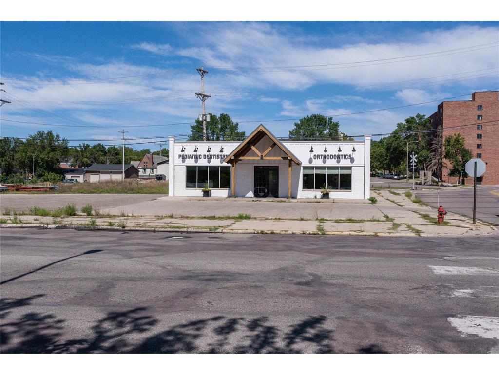 221 E Lincoln Avenue, Fergus Falls, MN, 56537 MLS 6256228 Edina Realty