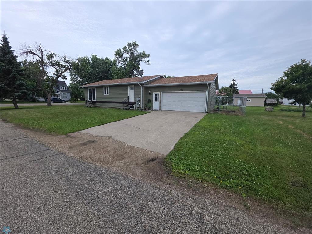 221 Gay Street Rutland ND 58067 6757557 image2