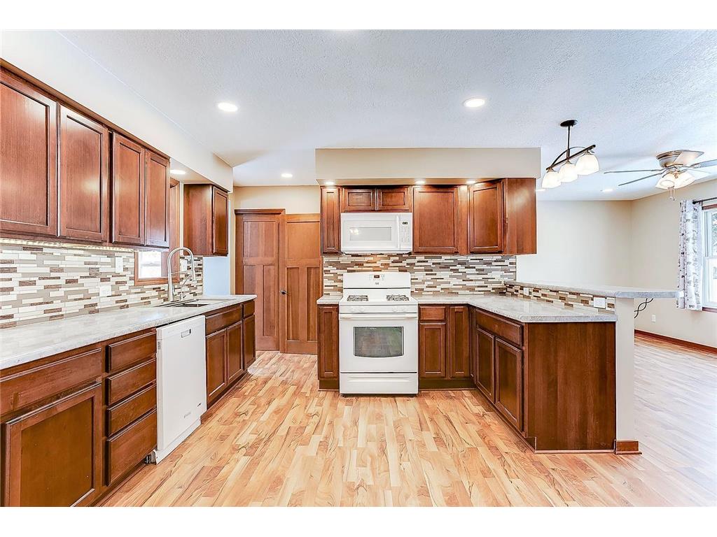 221 Irving Avenue Faribault MN 55021 6340640 image1