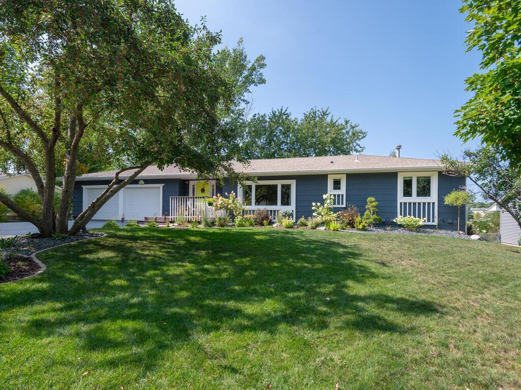 221 Jackson Avenue NW Watertown MN 55388 6426541 image1