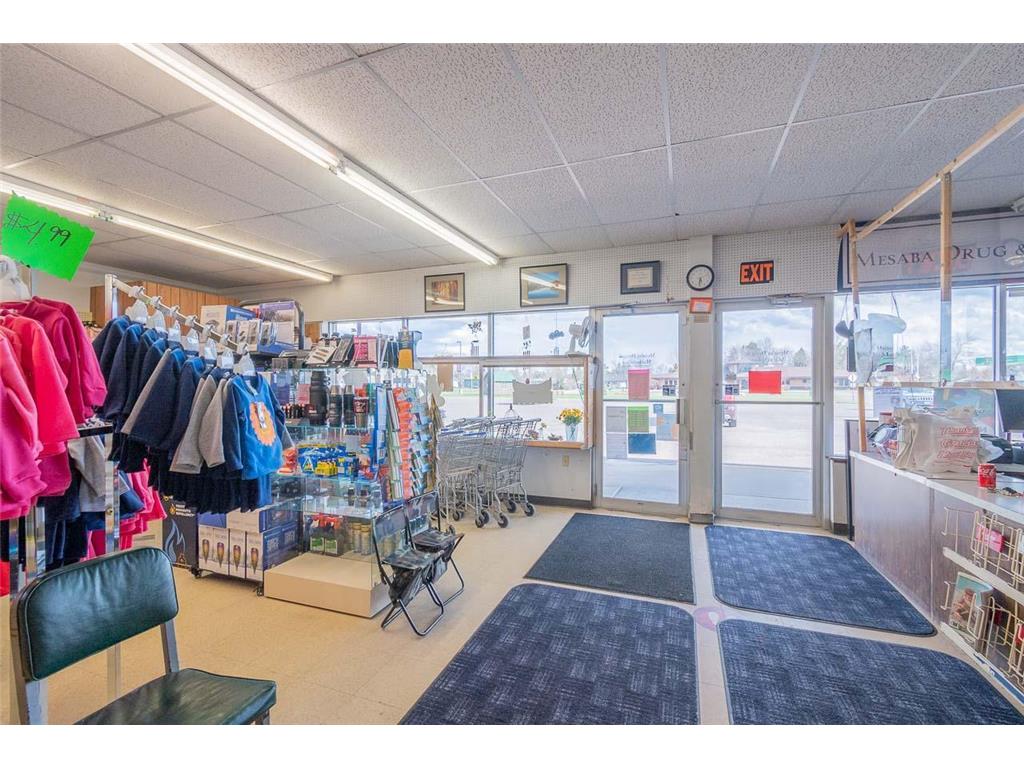 221 Kennedy Memorial Drive Hoyt Lakes MN 55750 6539428 image2