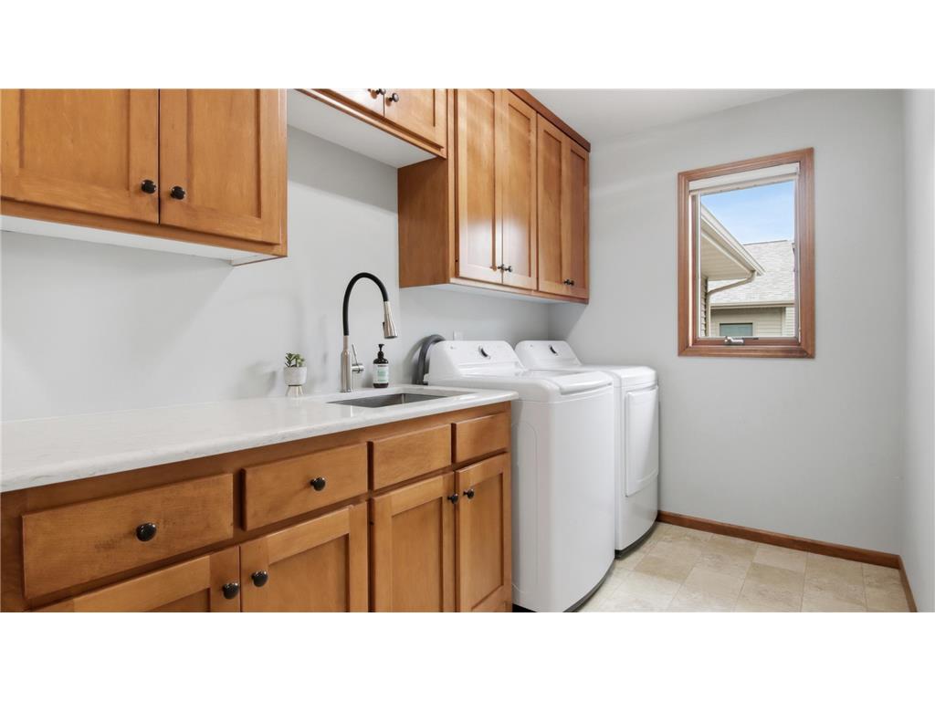 221 Kusilek Street River Falls WI 54022 7077795 image33