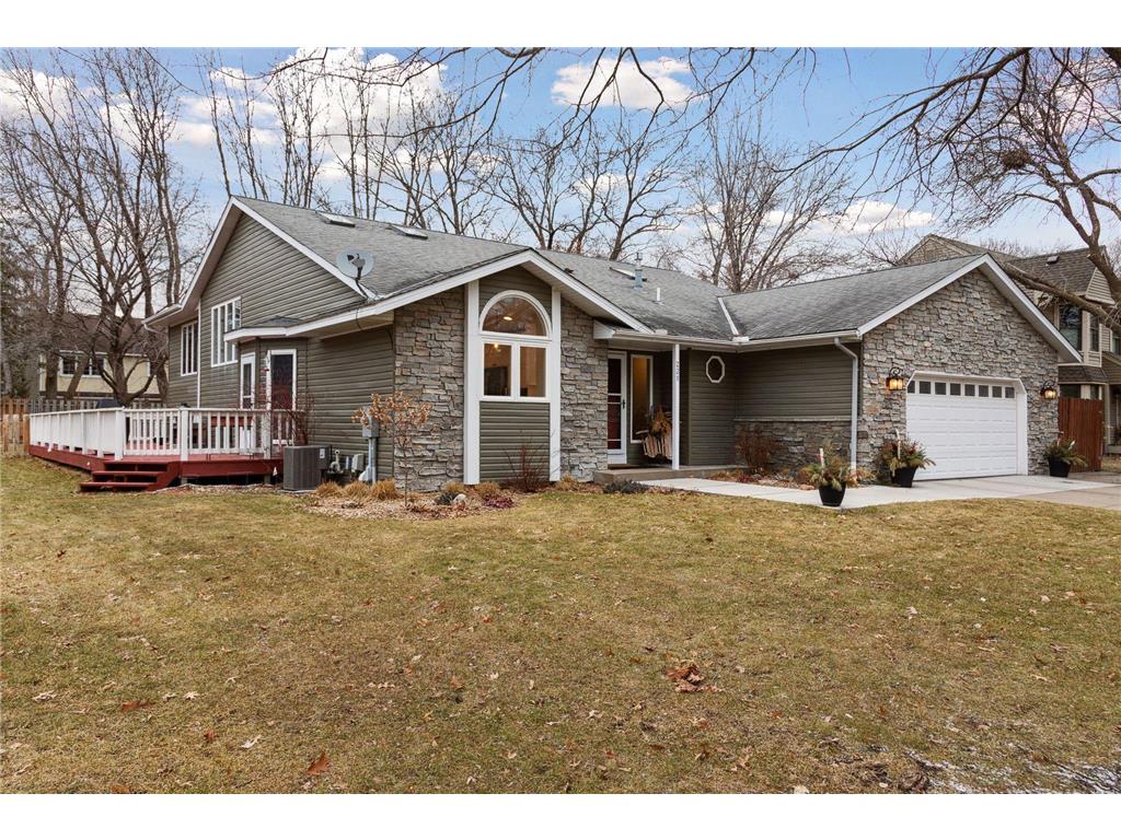 221 Lion Lane Shoreview MN 55126 6471683 image1