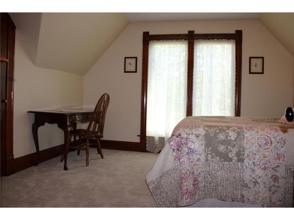 221 Main Street N Sauk Centre MN 56378 - Sauk 7061593 image41