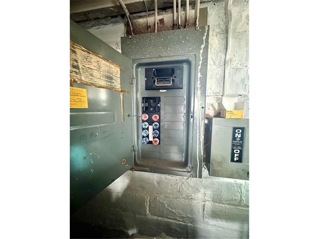 221 N 3rd Avenue Albert Lea MN 56007 7035715 image20