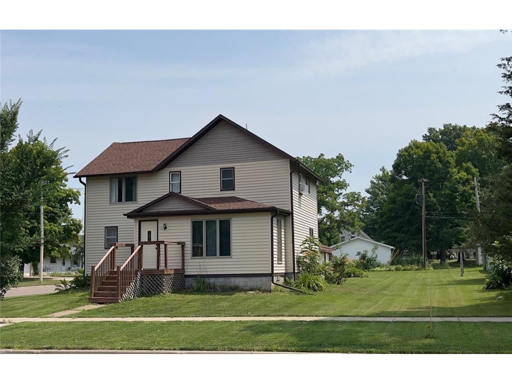 221 N 6th Street Cornell WI 54732 6407431 image1