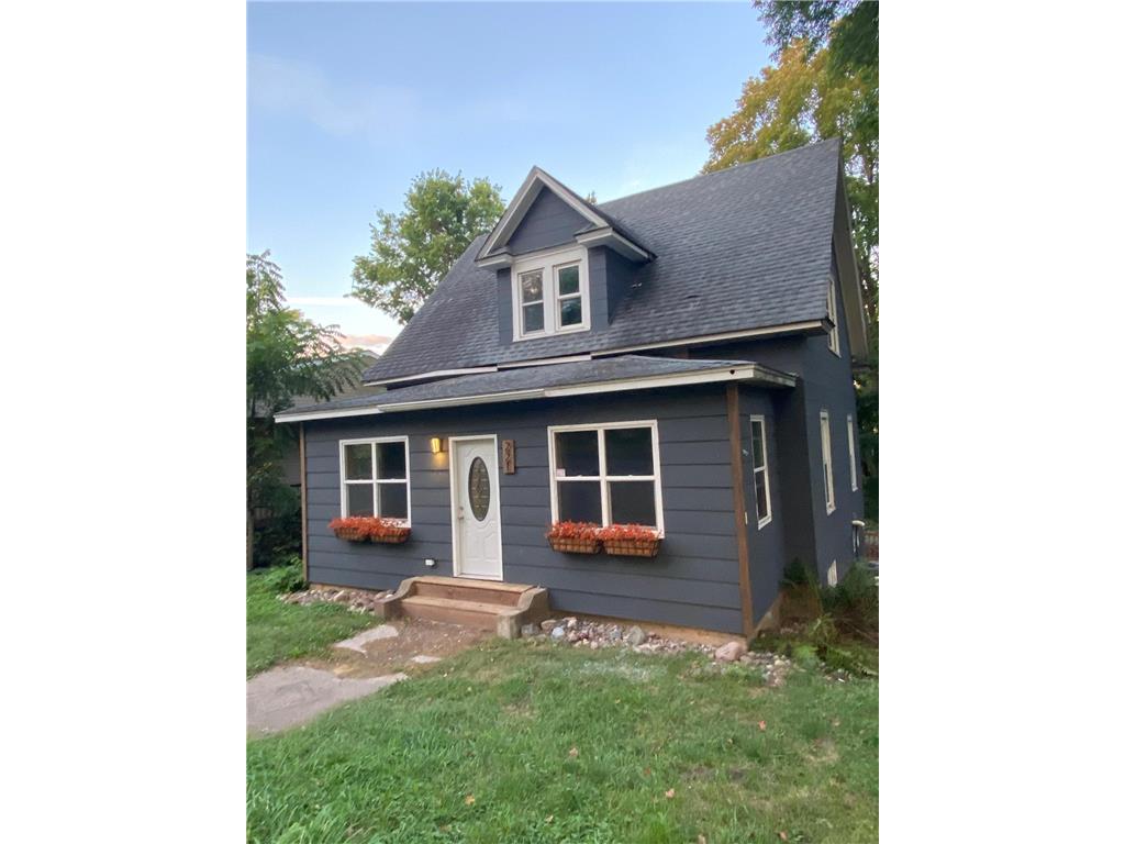 221 N Adams Street Saint Croix Falls WI 54024 6607289 image1