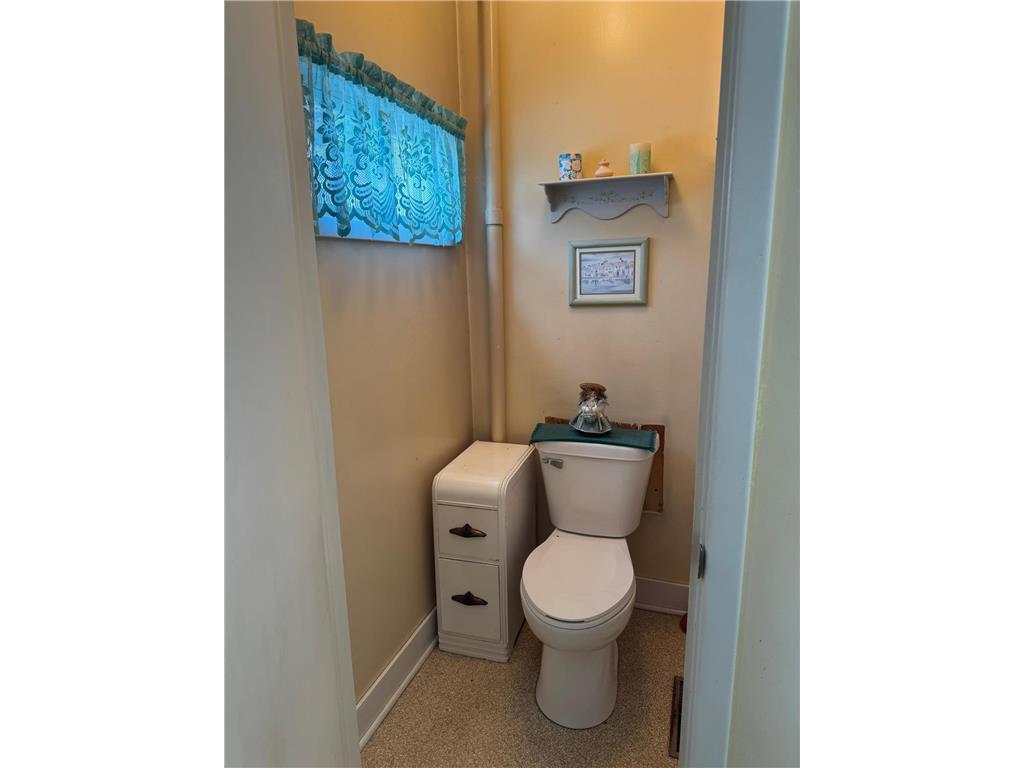 221 N Minnesota Street Crookston MN 56716 6815257 image7