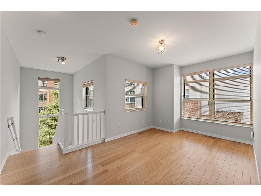 221 NE 1st Avenue #5 Minneapolis MN 55413 6799174 image24