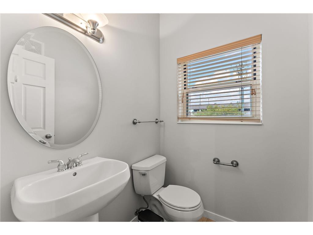 221 NE 1st Avenue #5 Minneapolis MN 55413 6799174 image33