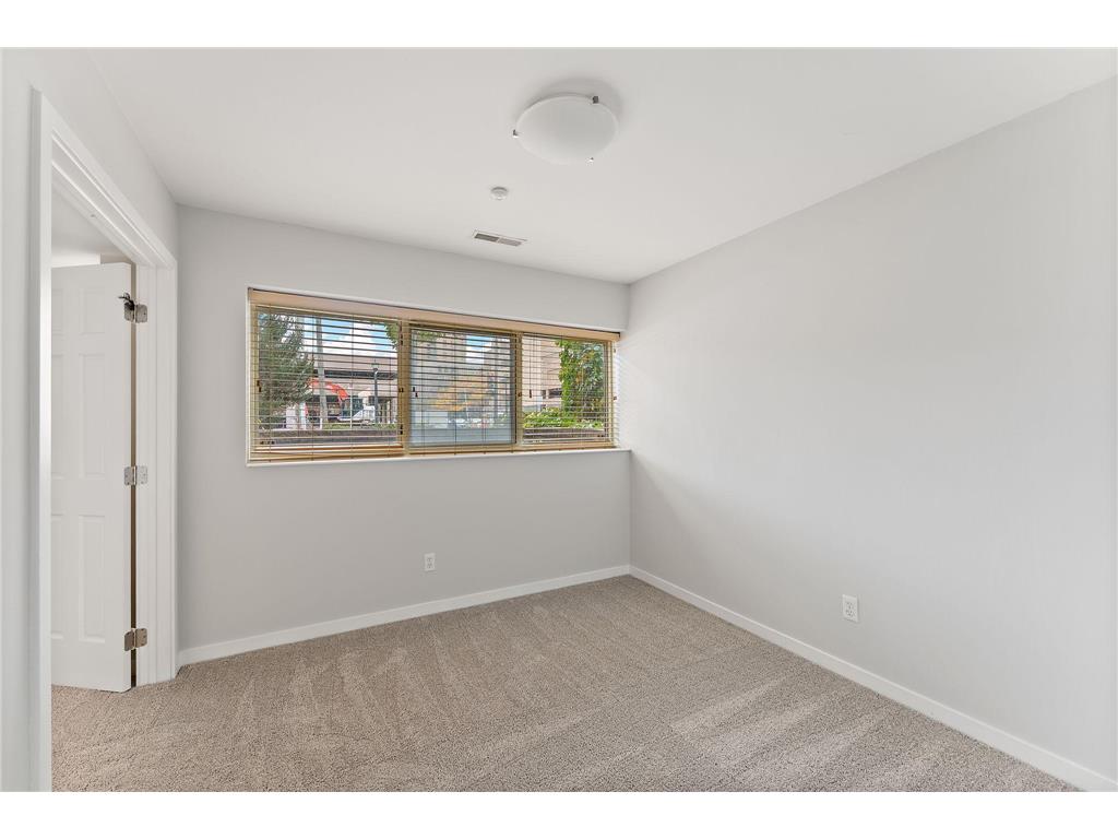 221 NE 1st Avenue #5 Minneapolis MN 55413 6799174 image34