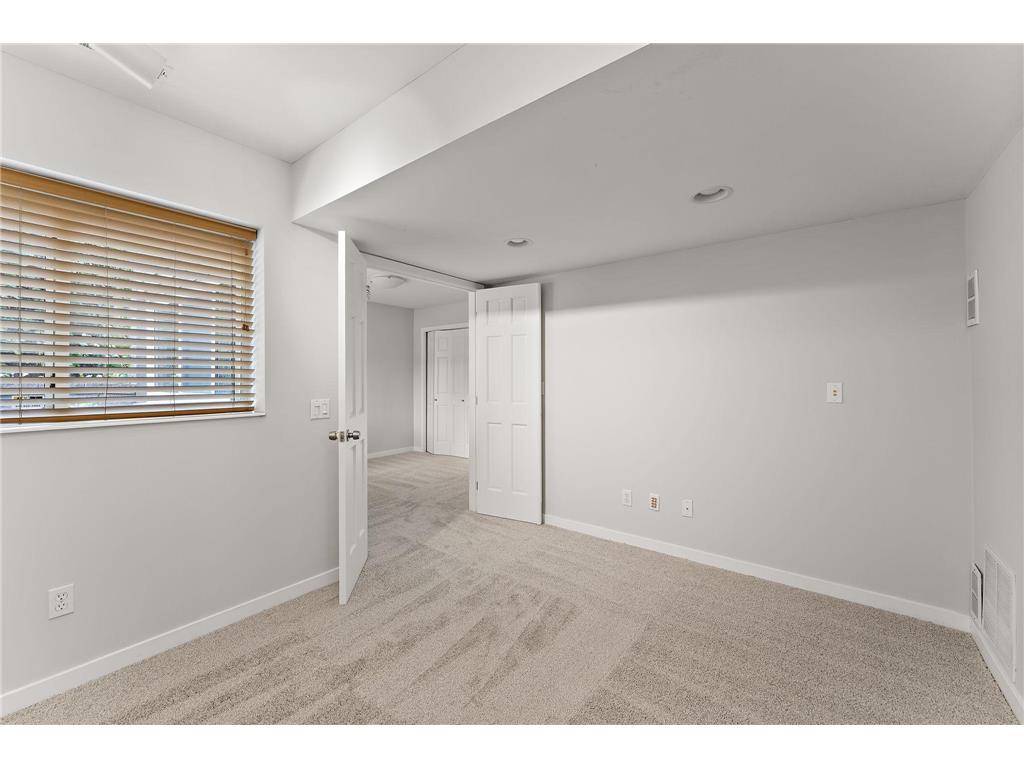 221 NE 1st Avenue #5 Minneapolis MN 55413 6799174 image36