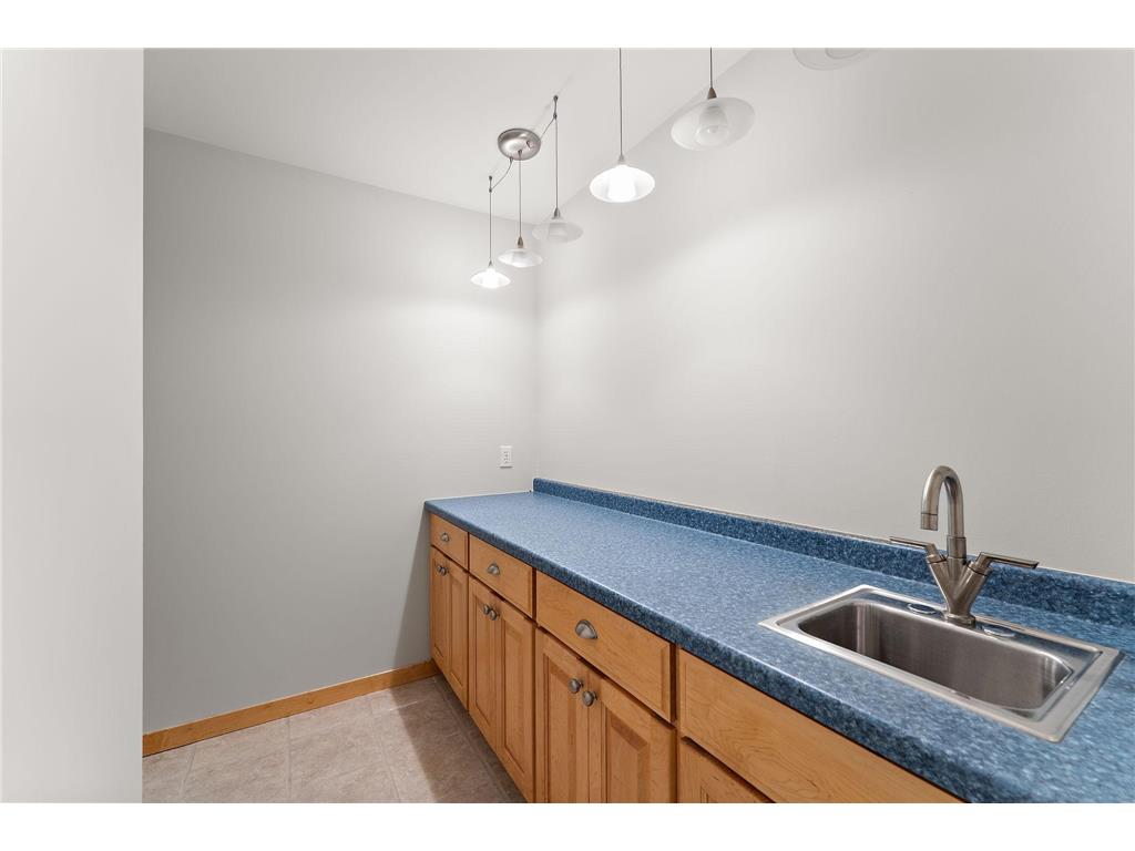221 NE 1st Avenue #5 Minneapolis MN 55413 6799174 image37