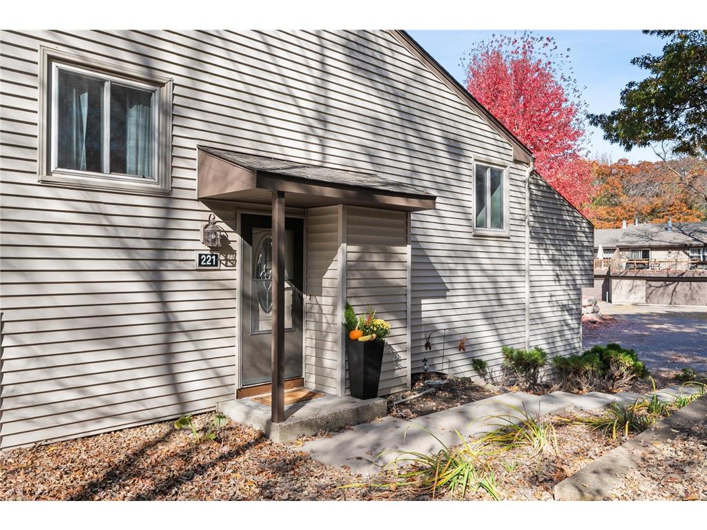 221 River Woods Lane Burnsville MN 55337 6794554 image26