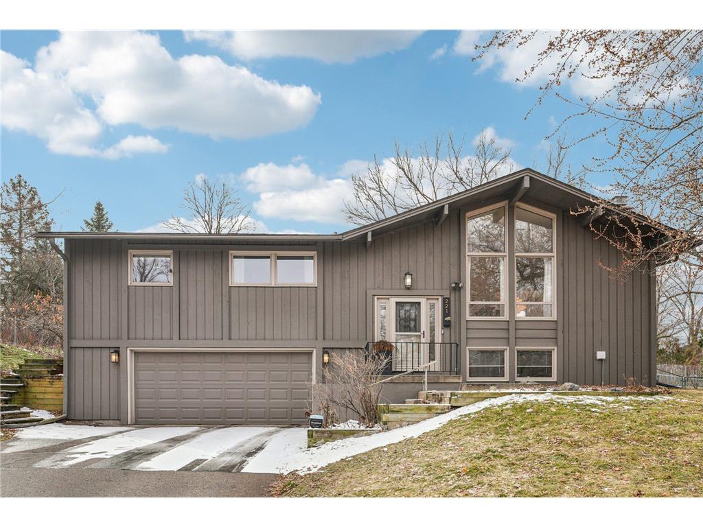 221 W 107th Street Bloomington MN 55420 7035793 image1