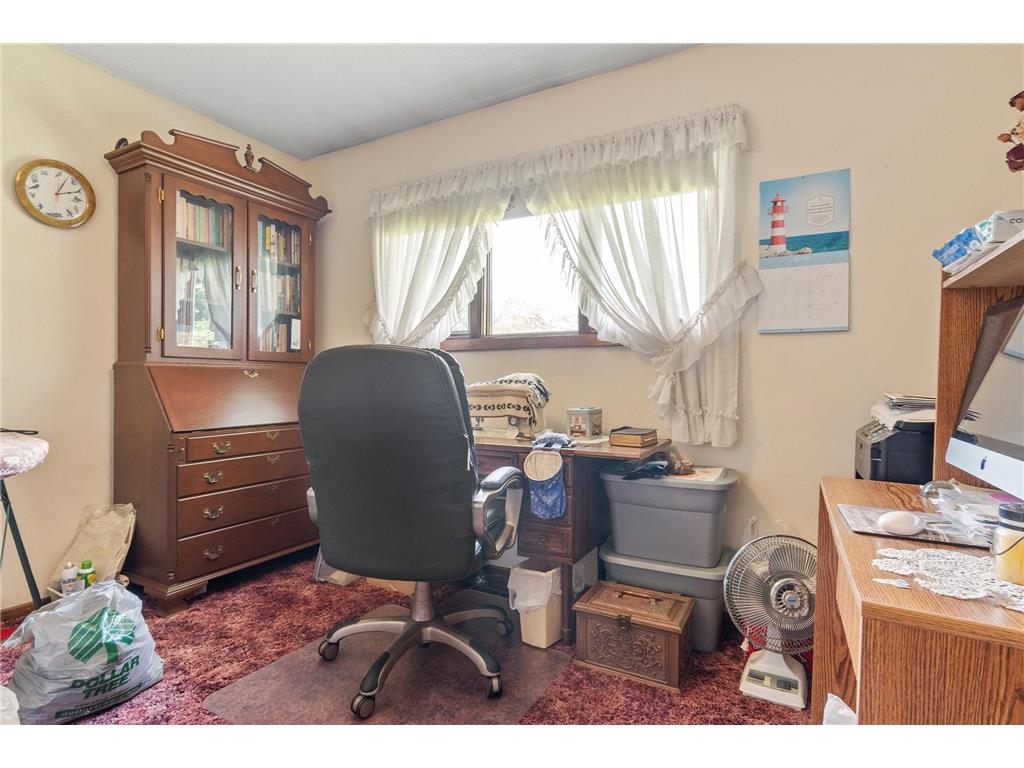 221 W 6th Street Cyrus MN 56323 6770408 image18