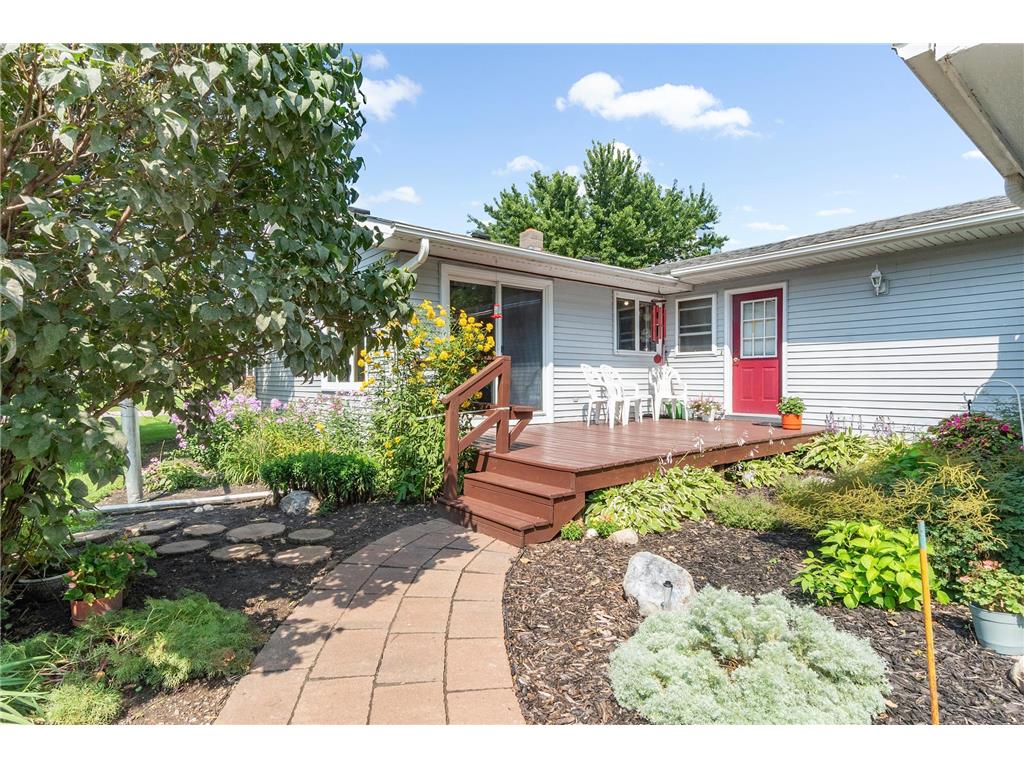 221 W 6th Street Cyrus MN 56323 7042940 image2