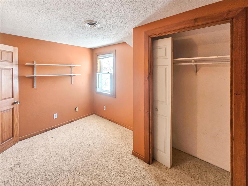 221 W Park Avenue Warren MN 56762 7058158 image17