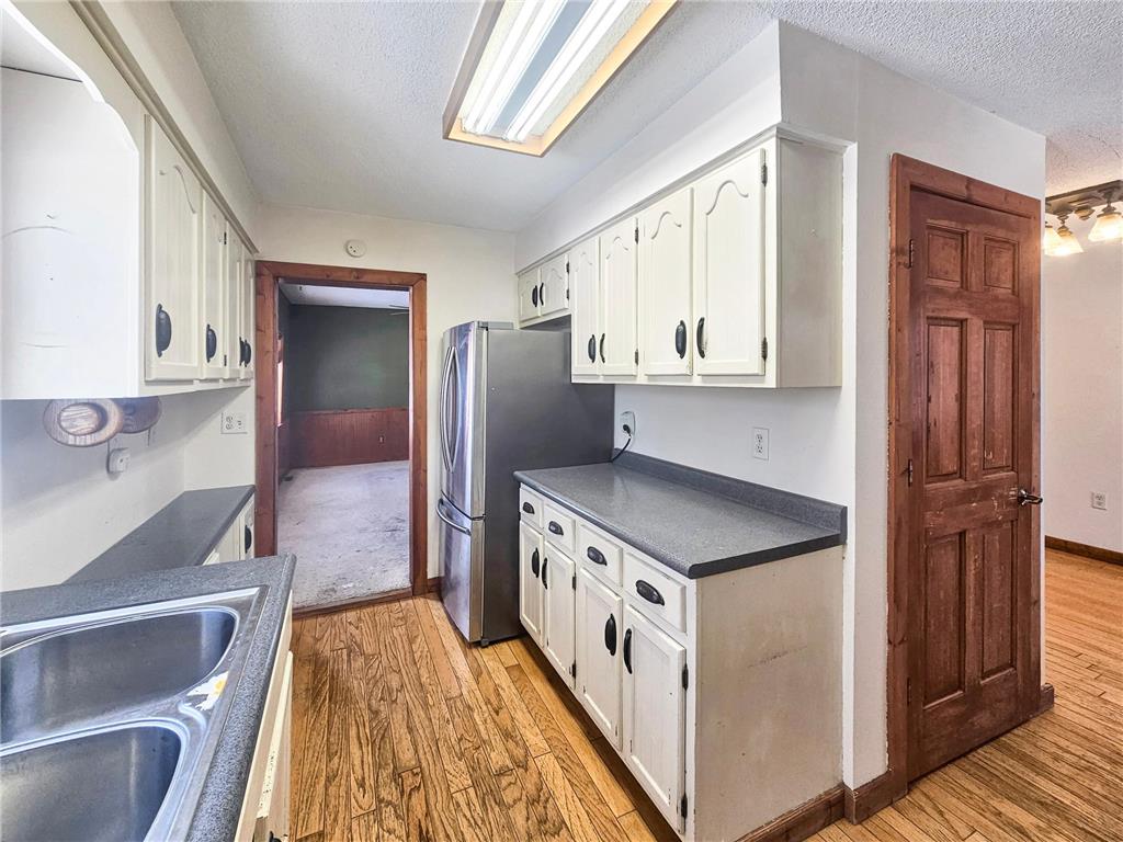 221 W Park Avenue Warren MN 56762 7058158 image6