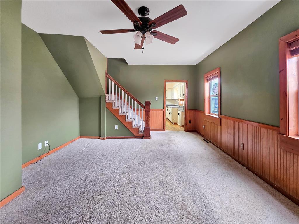 221 W Park Avenue Warren MN 56762 7058158 image8