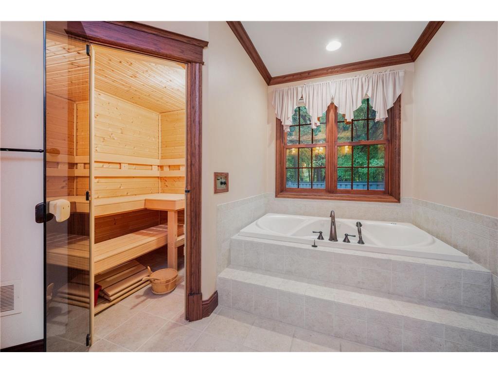 221 Woodhill Court Mankato MN 56001 6806399 image24