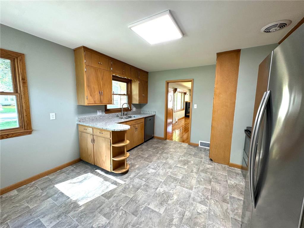 221 Woodlawn Avenue Lake Lillian MN 56253 6818681 image5