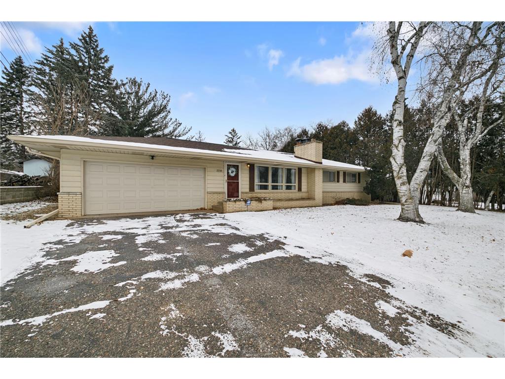 2210 5th Street NW New Brighton MN 55112 6471196 image1