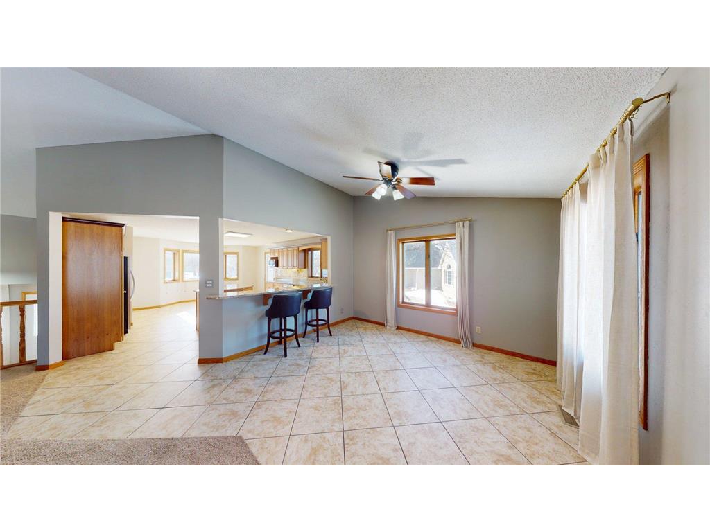 2210 9th Avenue SE Willmar MN 56201 6754675 image13