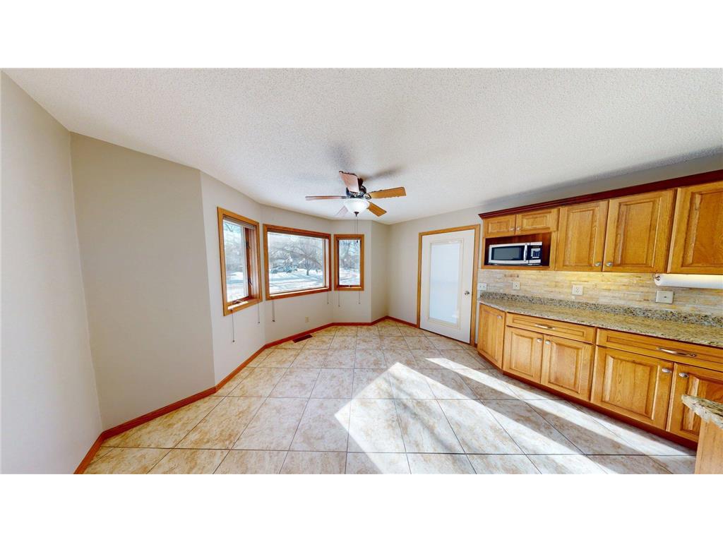 2210 9th Avenue SE Willmar MN 56201 6754675 image19