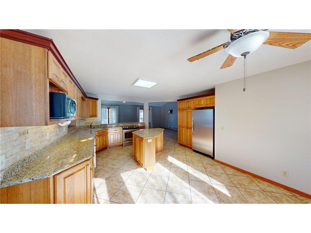 2210 9th Avenue SE Willmar MN 56201 6754675 image20