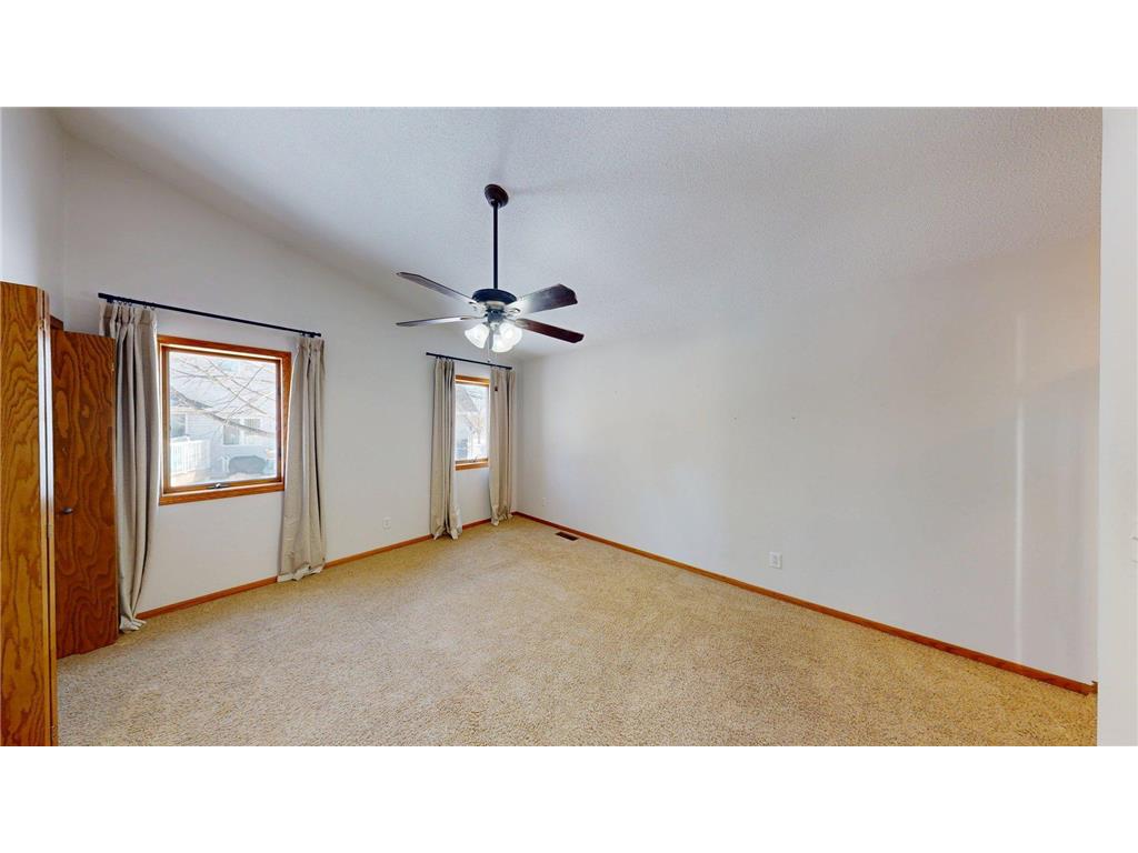 2210 9th Avenue SE Willmar MN 56201 6754675 image24