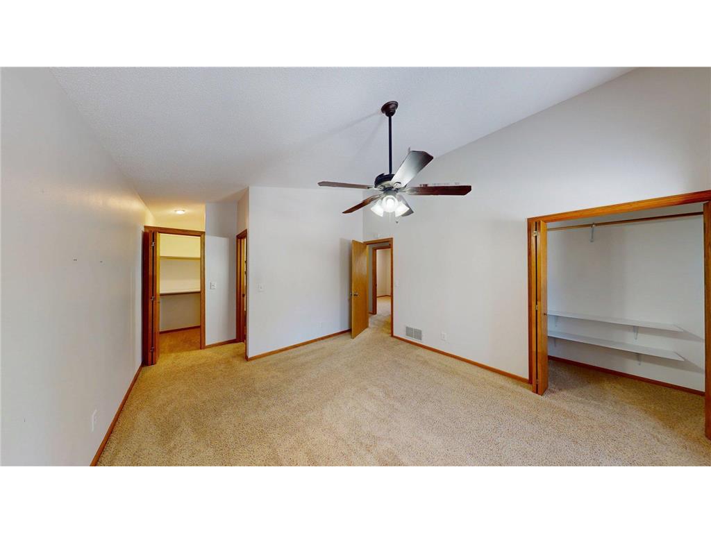 2210 9th Avenue SE Willmar MN 56201 6754675 image25