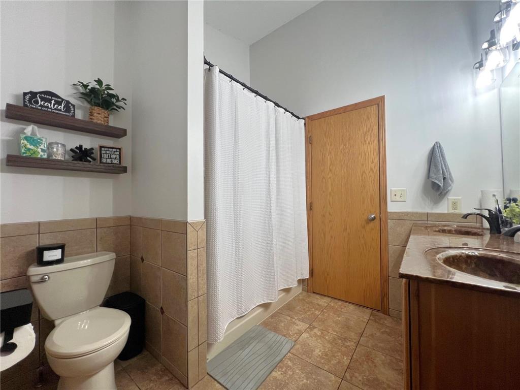 2210 9th Avenue SE Willmar MN 56201 6754675 image27